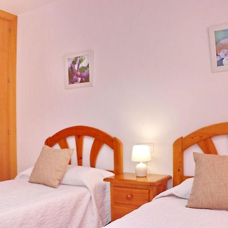 Apartamento Bateles โกนิล เด ลาฟรอนเตรา ภายนอก รูปภาพ