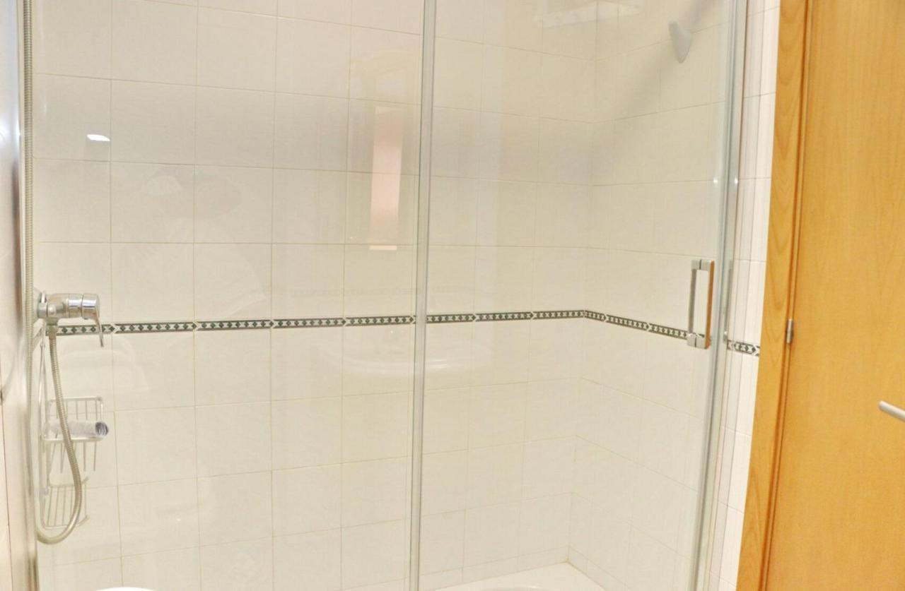 Apartamento Bateles โกนิล เด ลาฟรอนเตรา ภายนอก รูปภาพ