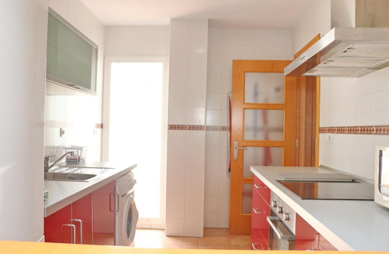 Apartamento Bateles โกนิล เด ลาฟรอนเตรา ภายนอก รูปภาพ