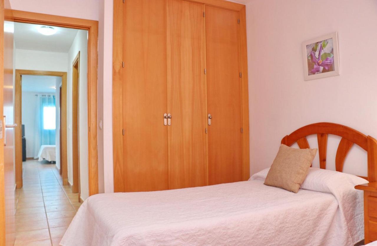 Apartamento Bateles โกนิล เด ลาฟรอนเตรา ภายนอก รูปภาพ